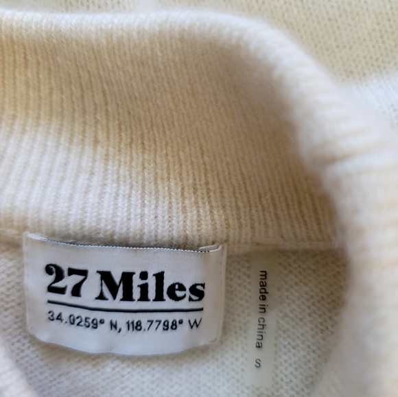 27 Miles Malibu Maja Skull 100% Cashmere Sweater Womens Small Ivory Mock Neck - Picture 15 of 16